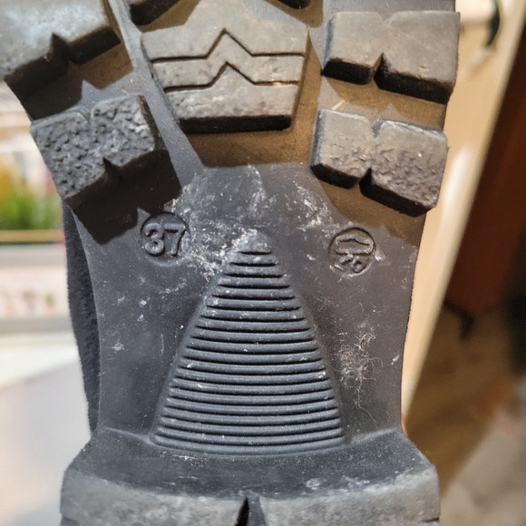 Rieker Chelsea suede boots - Picture 5 of 5